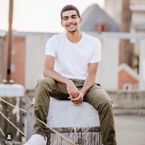 Meet your Posher, Erick